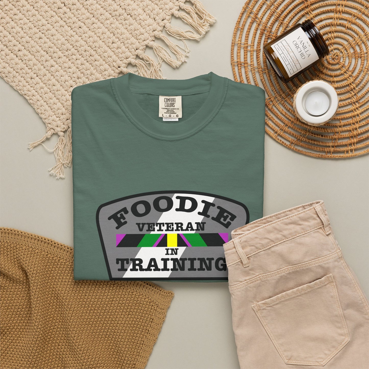 L.O.E.F Foodie Veteran IN TRAINING Unisex Tee Shirt (Gray)