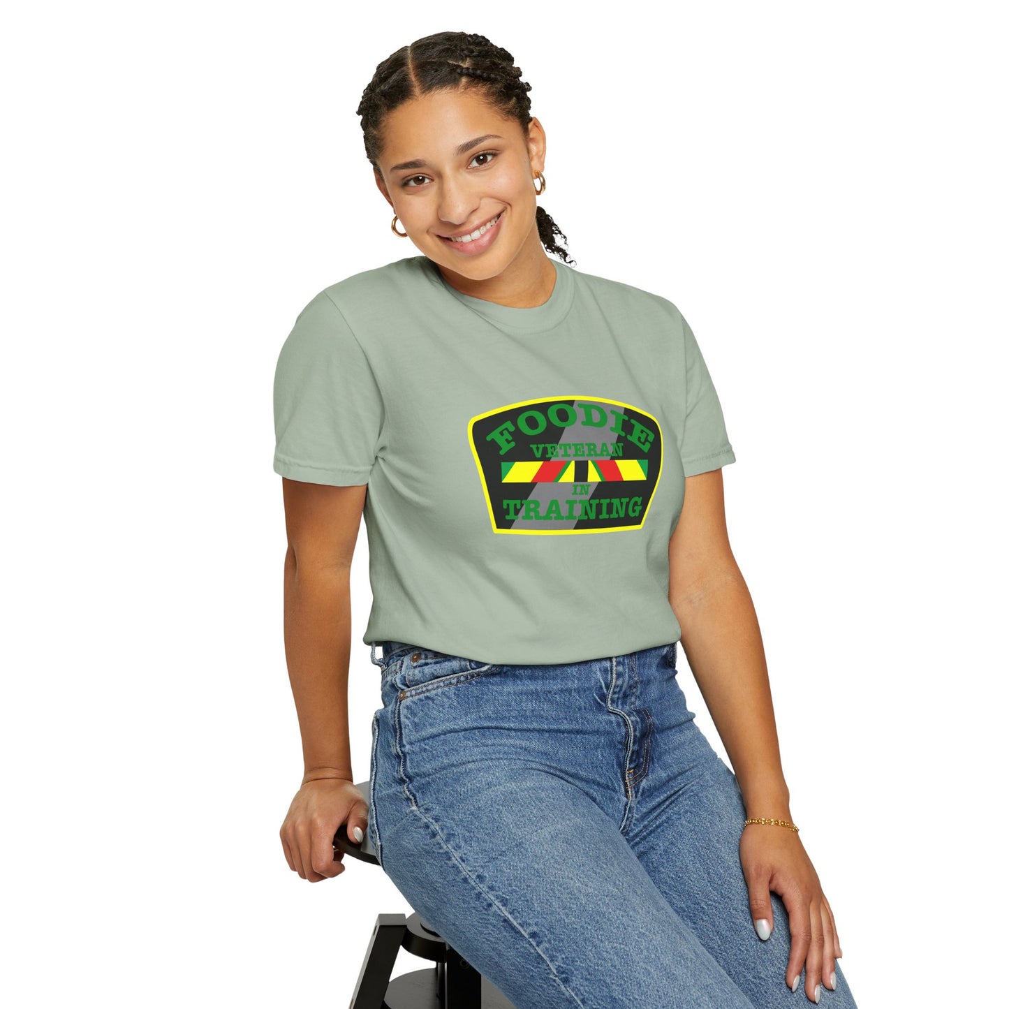 L.O.E.F Foodie Veteran IN TRAINING Unisex Tee Shirt (Green)