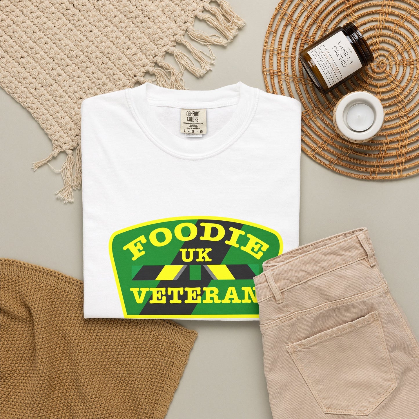 L.O.E.F Foodie Veteran UK Unisex Tee Shirt (Yellow and Green)