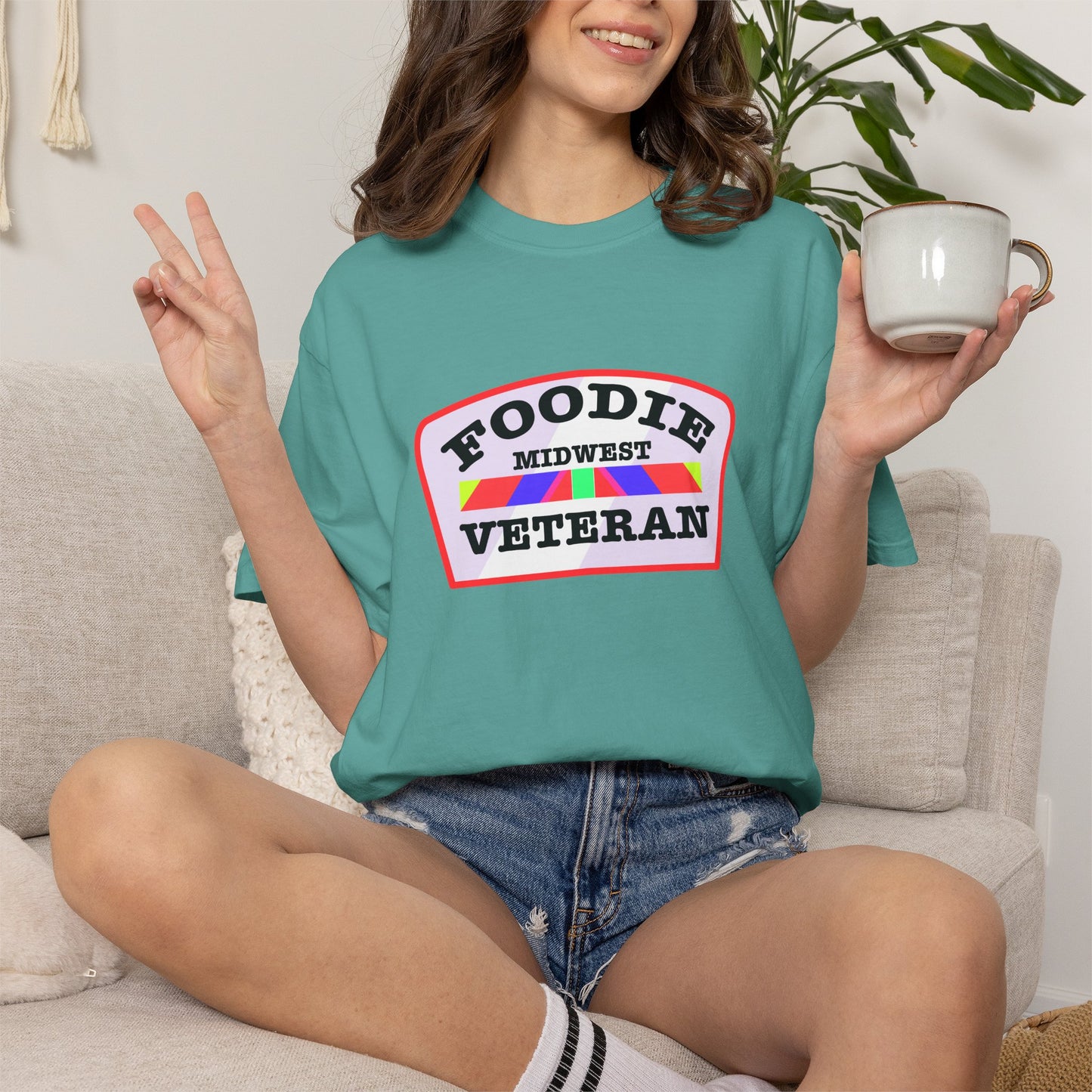 L.O.E.F Foodie Veteran MIDWEST Unisex Tee Shirt (Soft Pink)